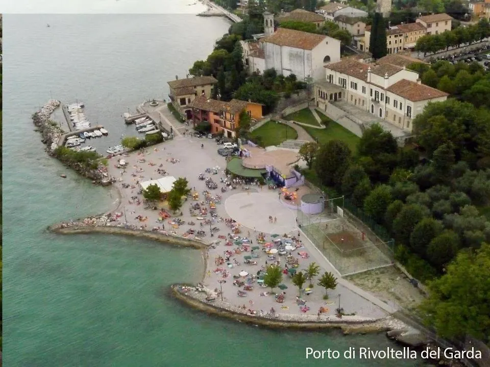 B&B Margherita Desenzano del Garda Alojamento de Acomodação e Pequeno-almoço